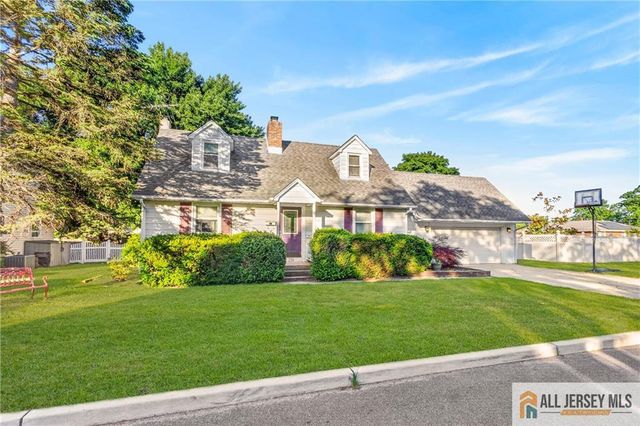 256 Adirondack Avenue, Spotswood, NJ 08884