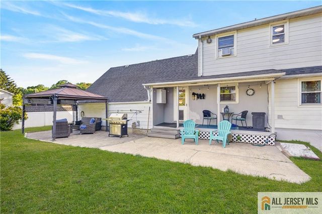 256 Adirondack Avenue, Spotswood, NJ 08884