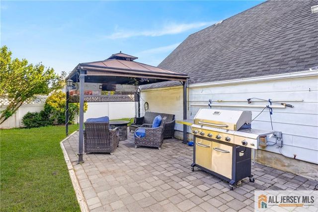 256 Adirondack Avenue, Spotswood, NJ 08884