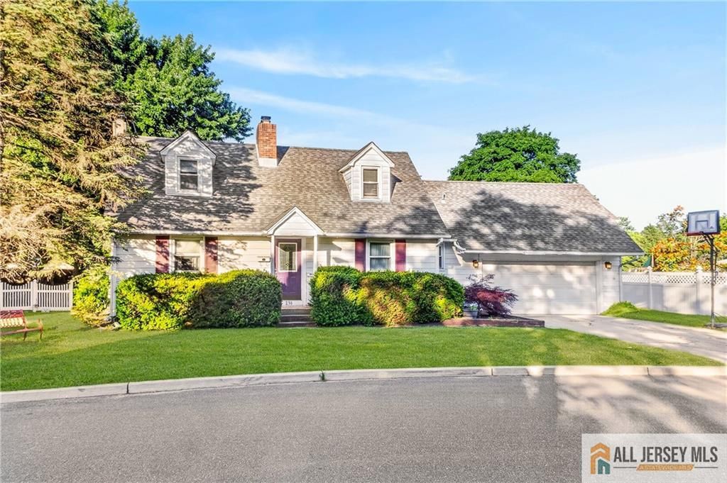 256 Adirondack Avenue, Spotswood, NJ 08884