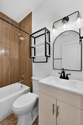 1490 Independence Avenue, Lee's Summit, MO 64086