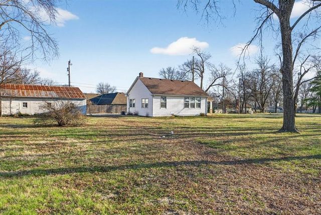 1490 Independence Avenue, Lee's Summit, MO 64086