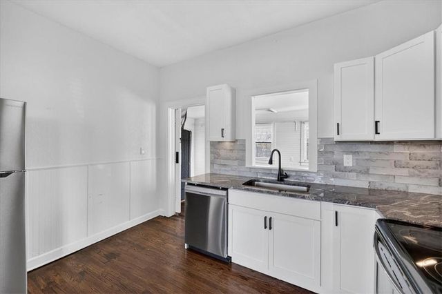 1490 Independence Avenue, Lee's Summit, MO 64086