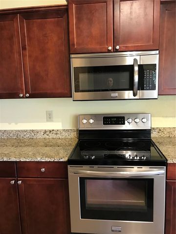180 VILLA DI ESTE TERRACE 212, Lake Mary, FL 32746