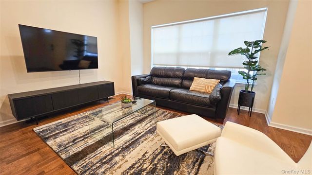 260 W Main Street 11, Goshen, NY 10924