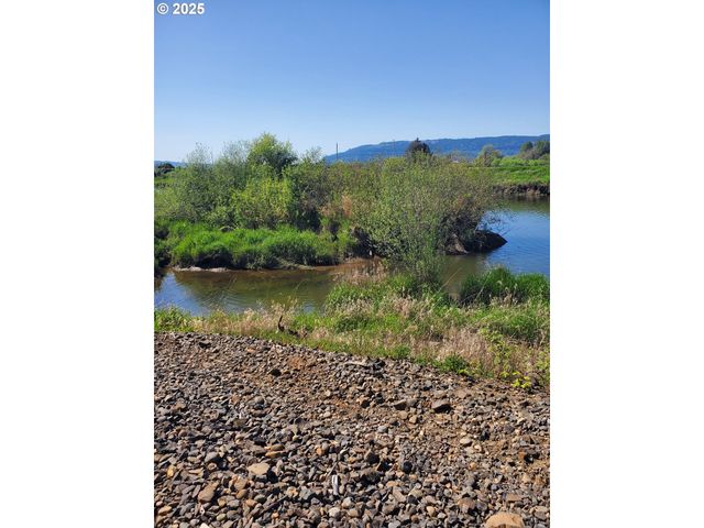 Beaver Falls Rd, Clatskanie, OR 97016