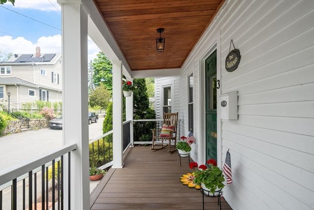 3 Franklin Terrace, Melrose, MA 02176