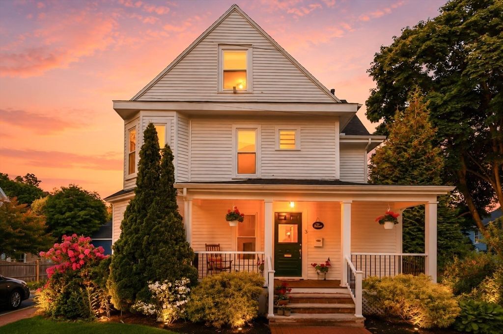 3 Franklin Terrace, Melrose, MA 02176
