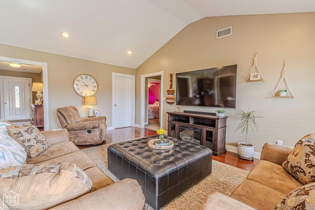 4905 S 28th Street S, Paragould, AR 72450