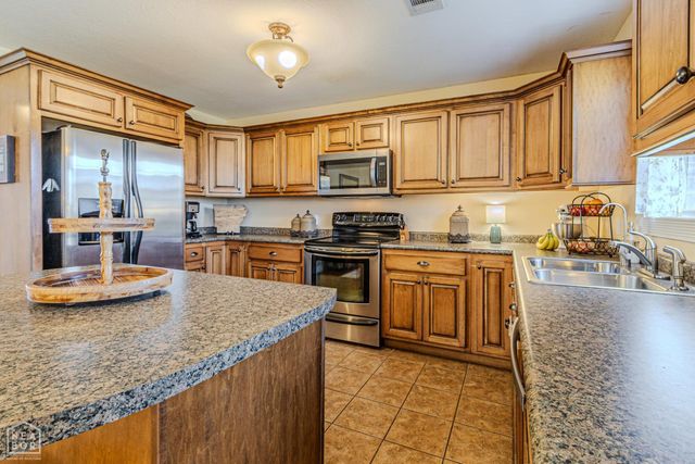 4905 S 28th Street S, Paragould, AR 72450