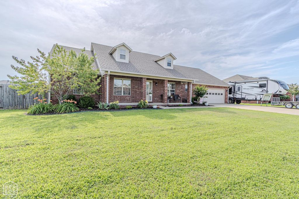 4905 S 28th Street S, Paragould, AR 72450