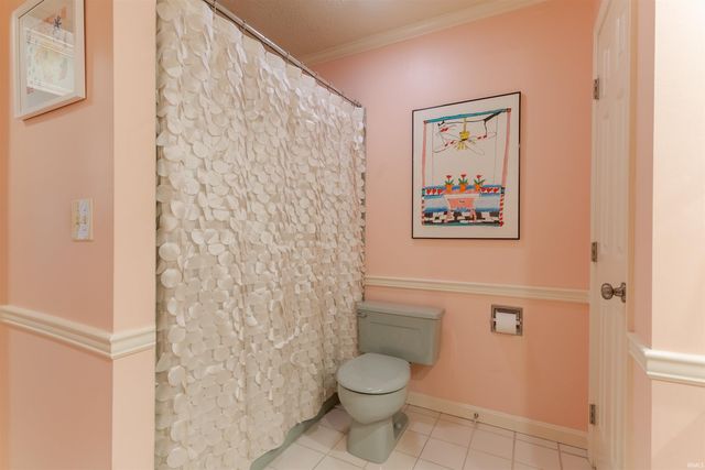 5497 E Sherwood Drive, Newburgh, IN 47630