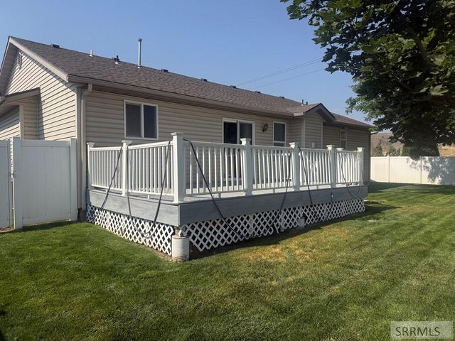 1996 Kinghorn Road, Pocatello, ID 83201