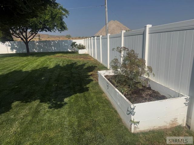 1996 Kinghorn Road, Pocatello, ID 83201