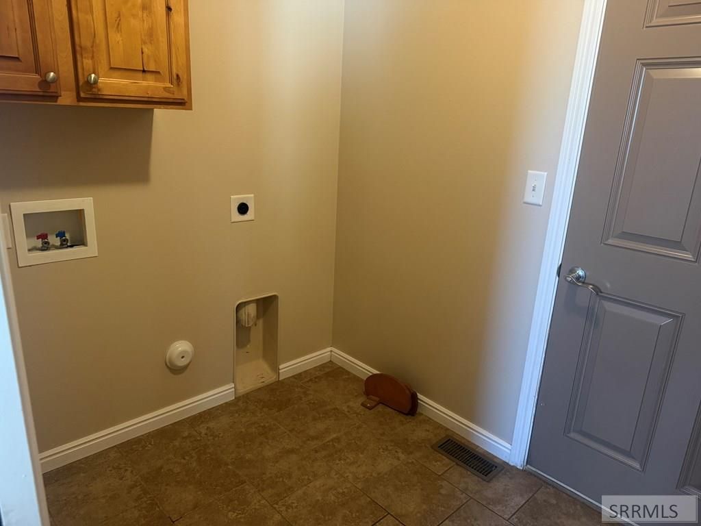 Image 16 of property listing at 1996 Kinghorn Road, Pocatello, ID 83201