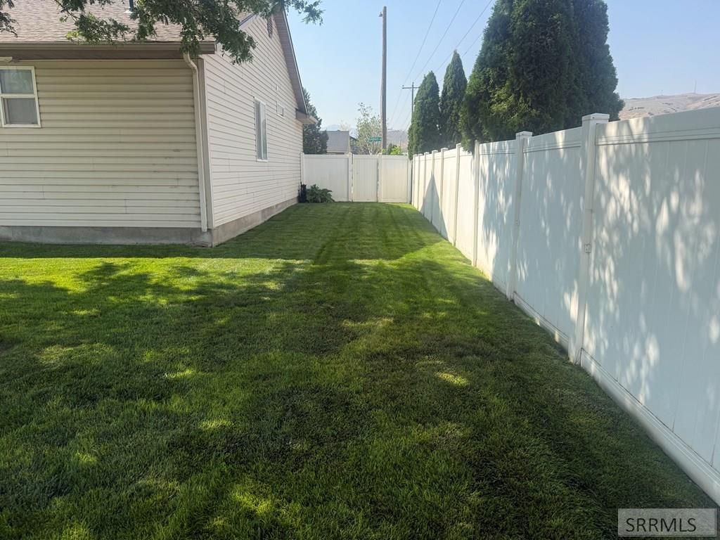 Image 44 of property listing at 1996 Kinghorn Road, Pocatello, ID 83201