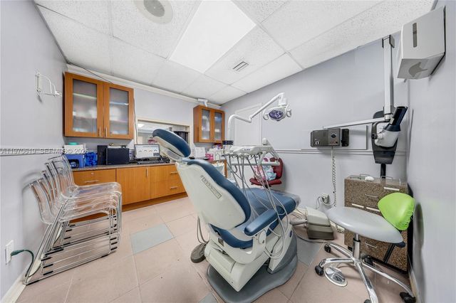 432 NW 12th Ave, Miami, FL 33128