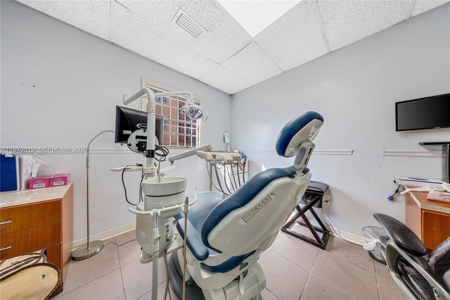 432 NW 12th Ave, Miami, FL 33128