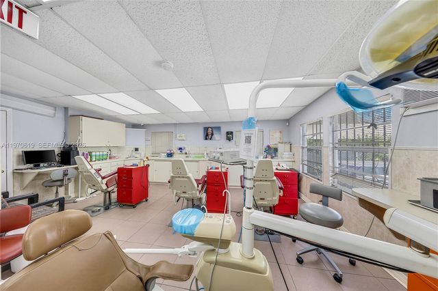 432 NW 12th Ave, Miami, FL 33128