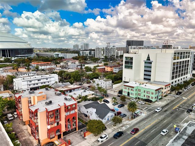 432 NW 12th Ave, Miami, FL 33128