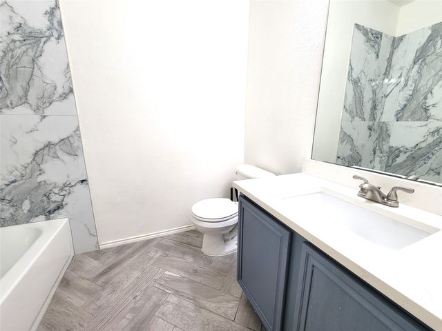 2004 Helmoken Falls Drive, Anna, TX 75409