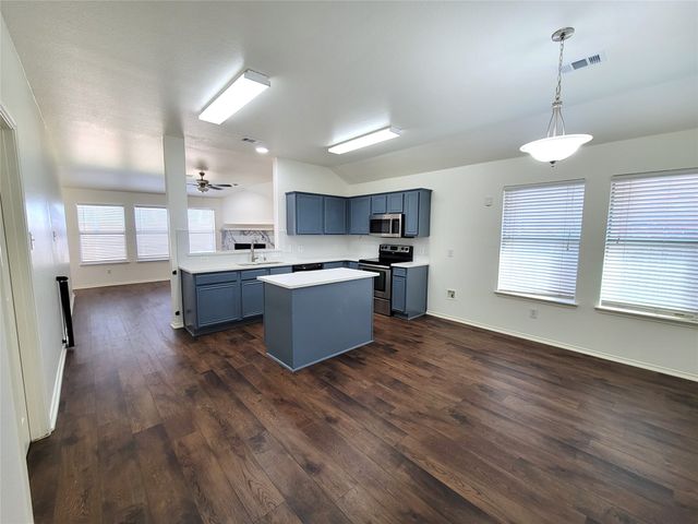 2004 Helmoken Falls Drive, Anna, TX 75409