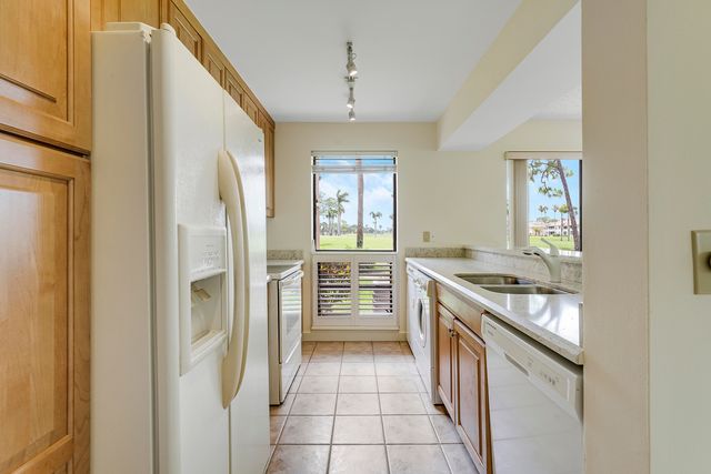 302 Brackenwood Circle, Palm Beach Gardens, FL 33418