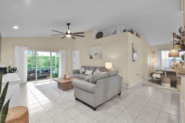 5285 NW 117TH Avenue, Coral Springs, FL 33076