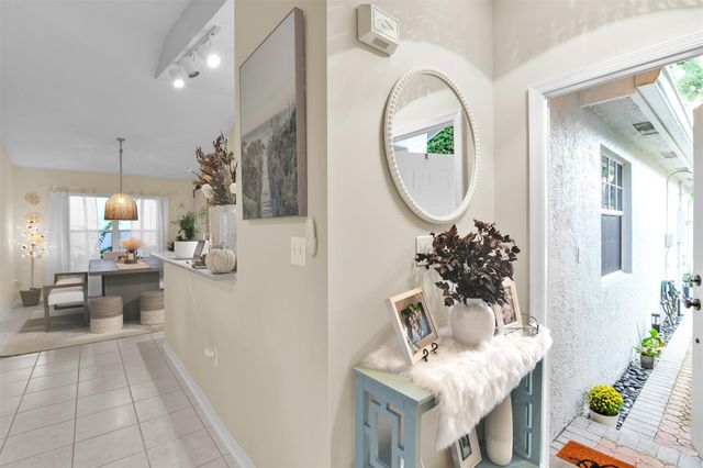 5285 NW 117TH Avenue, Coral Springs, FL 33076