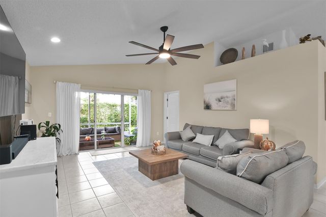 5285 NW 117TH Avenue, Coral Springs, FL 33076