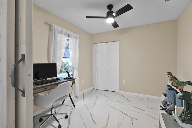 5285 NW 117TH Avenue, Coral Springs, FL 33076