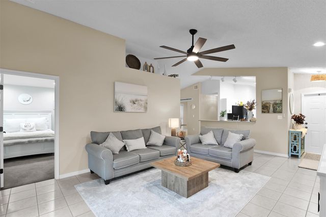 5285 NW 117TH Avenue, Coral Springs, FL 33076