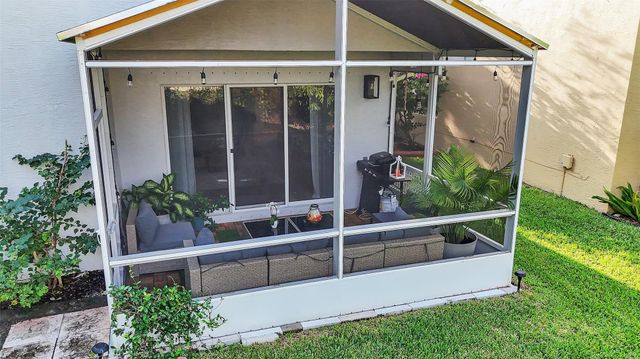 5285 NW 117TH Avenue, Coral Springs, FL 33076