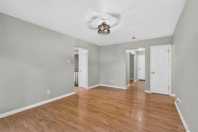 3865 Belcroft Drive, Florissant, MO 63034