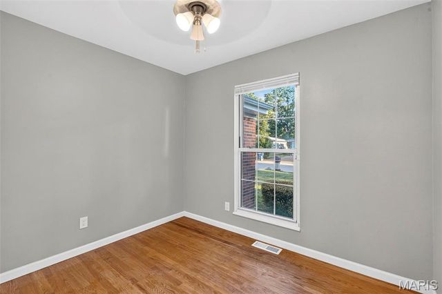 3865 Belcroft Drive, Florissant, MO 63034