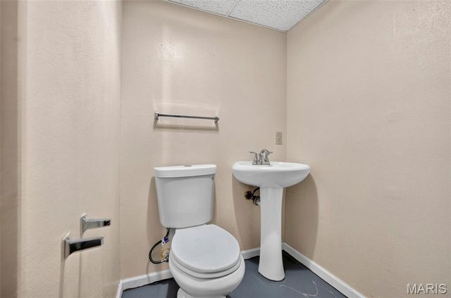 3865 Belcroft Drive, Florissant, MO 63034