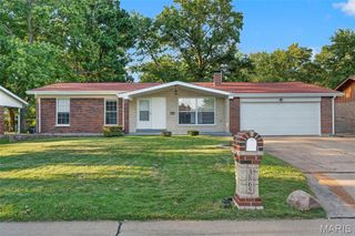 3865 Belcroft Drive, Florissant, MO 63034