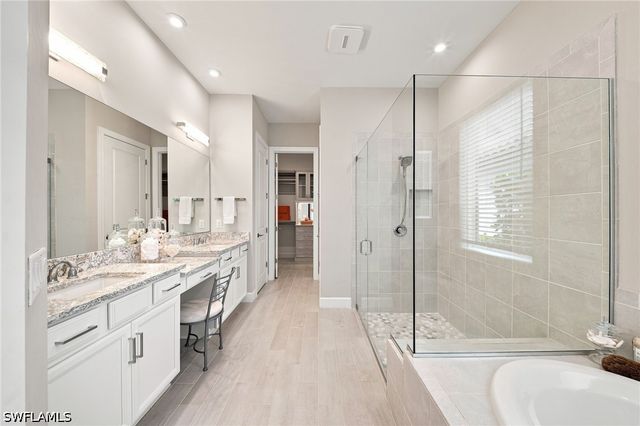 8884 Scarlotti PL, Naples, FL 34119