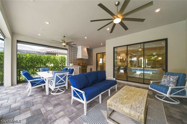 8884 Scarlotti PL, Naples, FL 34119
