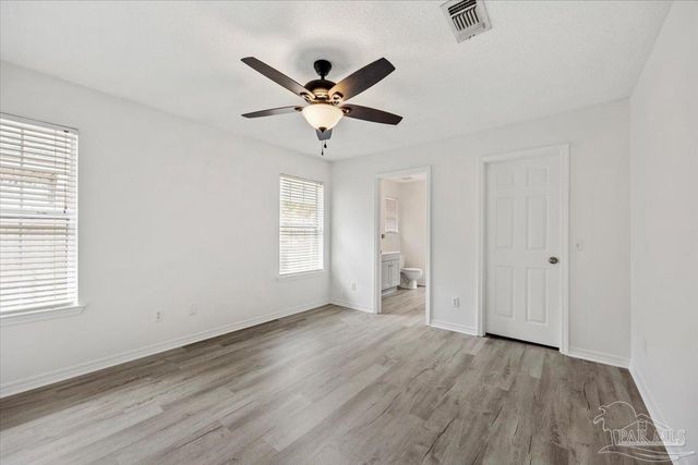 1710 Ivalea Cir, Navarre, FL 32566