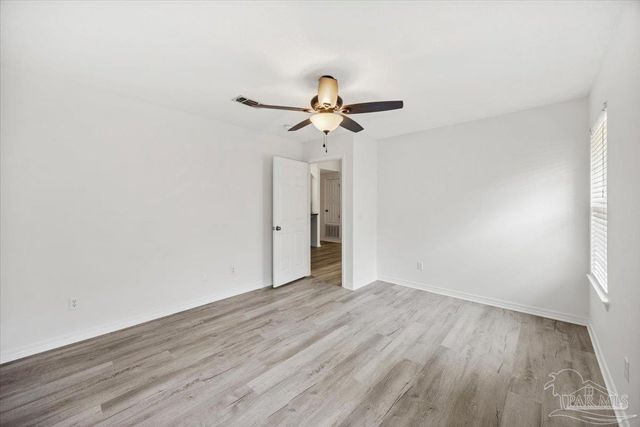 1710 Ivalea Cir, Navarre, FL 32566