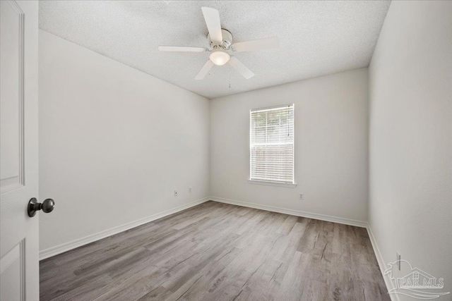 1710 Ivalea Cir, Navarre, FL 32566