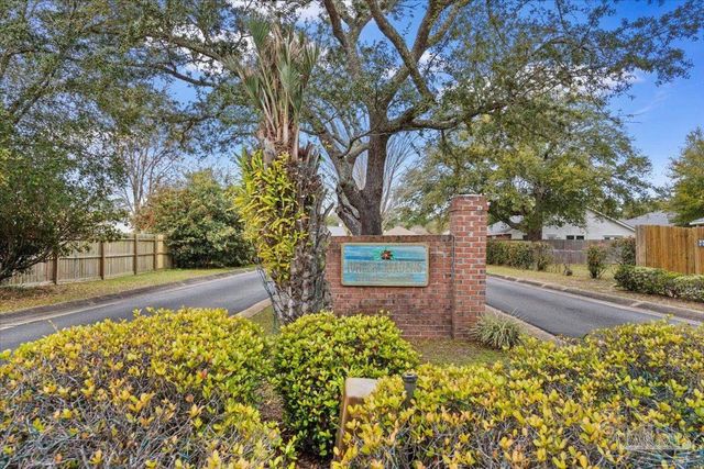 1710 Ivalea Cir, Navarre, FL 32566