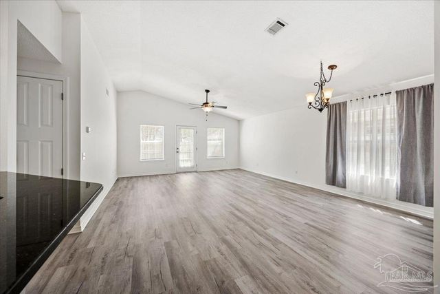 1710 Ivalea Cir, Navarre, FL 32566