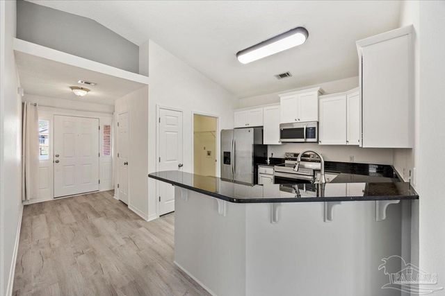 1710 Ivalea Cir, Navarre, FL 32566