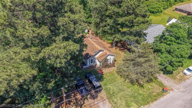 320 W Gary Street, Greenwood, AR 72936
