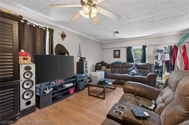 320 W Gary Street, Greenwood, AR 72936