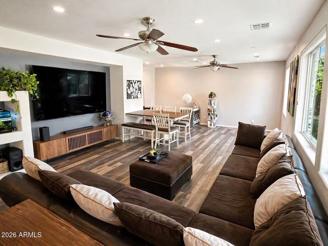 14350 W Cholla Street, Surprise, AZ 85379