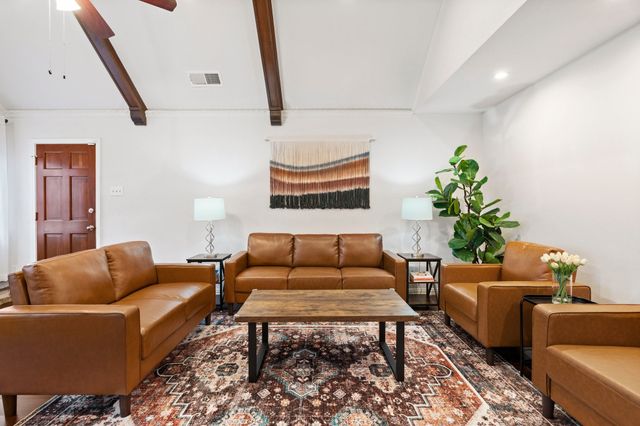 2653 Heatherwood Drive, Dallas, TX 75228