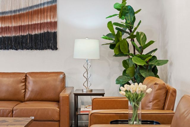 2653 Heatherwood Drive, Dallas, TX 75228